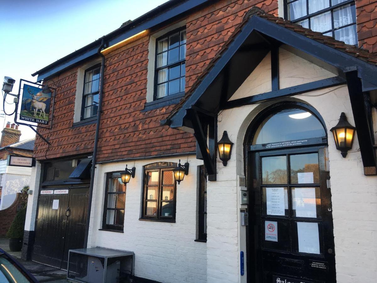 The White Hart Pub And Rooms Cranleigh Zewnętrze zdjęcie